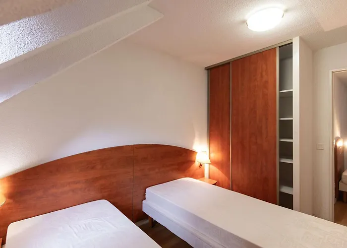 Duplex Cosy 7 Pers. Avec Piscine, Parking, A 400m Des Pistes - - Fr-1-404-248